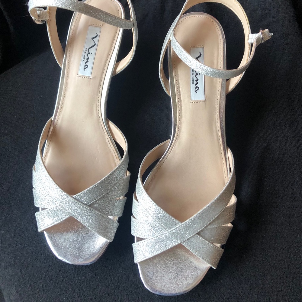 Silver Nina (silver wonderland)small wedge sandals
